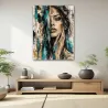 Tableau femme Lunaria turquoise et or dans un salon zen contemporain