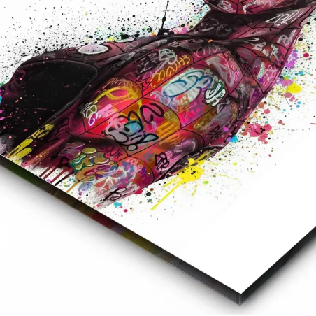 Portrait jolie femme brune yeux verts en impression support plexi, pvc et toile